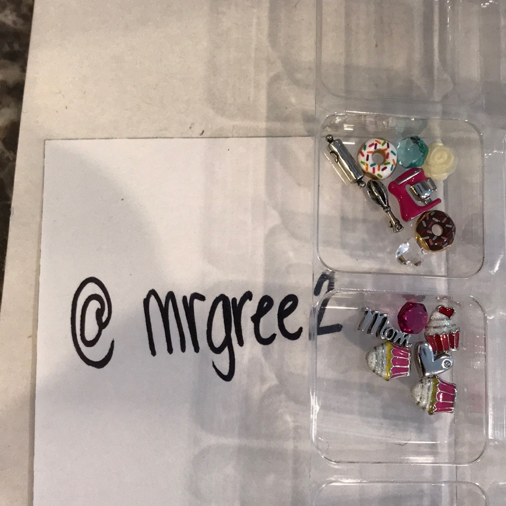 @mrgree2 bundle